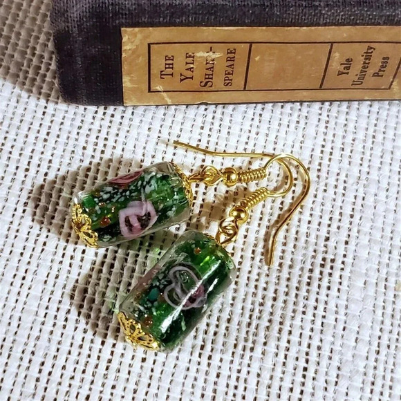 Green Murano Lampwork Glass Vintage Beads with Flower Inside Earrings - Picture 6 of 11